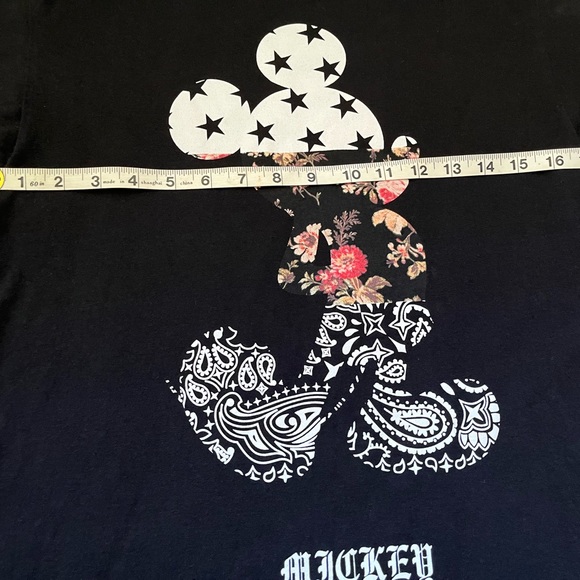 Disney Collection By Neff Adult Size Small - Picture 3 of 7